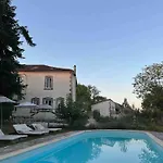 Maison Favori * Le Beugnon