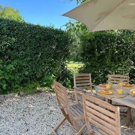 Maison Favori *